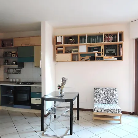 Apartment Charming With Free Parking Verona